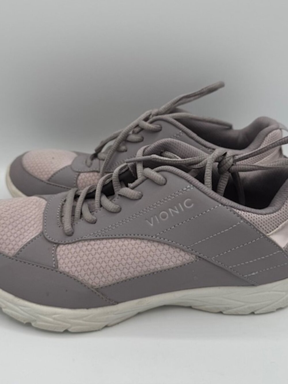 Vionic Lumina Pale Purple / Metallic Sneakers Women's 8.5